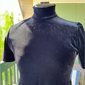 Black Velvet 90 dress